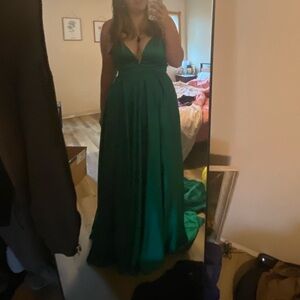 Elegant Green Evening Gown